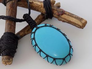 Collar con Colgante de Macramé Turquesa Hecho a Mano |   Joyería Boho de Piedra Azul Natural |   Collar de Cristal Curativo para Hombre - Product Image 6