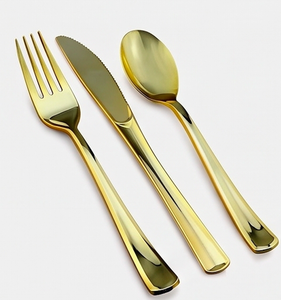Ensemble de couverts en or mat fini, idéal pour une utilisation formelle dans les restaurants, les hôtels et les tables de réception haut de gamme. - Product Image 1