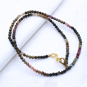 Collier en argent sterling 925 massif plaqué or avec perles rondes lisses en tourmaline naturelle multicolore, Memoria Jewels - Product Image 3