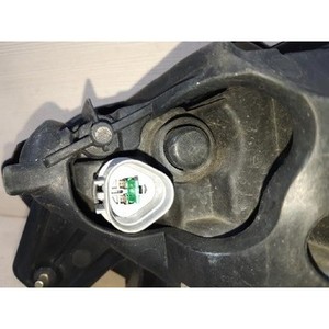 ชุดไฟตัดหมอกหน้าขวา Grandeur/Azera มือสอง ของแท้ OEM 922023V600 - Product Image 5