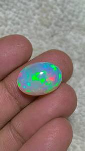Opale d'Éthiopie naturelle Welo Honeycomb, ovale, 6,50 carats, à feu arc-en-ciel, pierre de naissance - Product Image 3