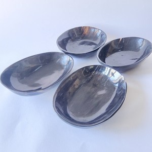 ชามทรงโบราณทำมือสำหรับเสิร์ฟ - Product Image 1
