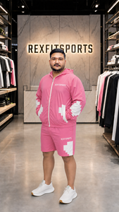 REXFIT SPORTS 2026 Ensemble survêtement rose personnalisé en nylon avec capuche et short pour homme – Fabricant de vêtements de sport streetwear en marque blanche - Product Image 4
