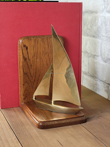 Extremos de libro náutico exclusivos personalizados, organizador de escritorio, extremos de libro de latón baratos a la venta con tipo de vajilla grabada - Product Image 2