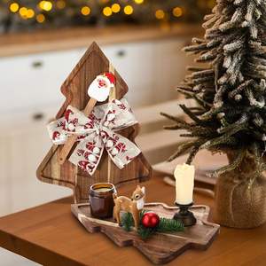 เขียงคริสต์มาส ของขวัญเขียงรูปต้นคริสต์มาส พร้อมที่ขูดรูปซานต้าและริบบิ้น เขียงไม้สำหรับเสิร์ฟอาหาร - Product Image 1