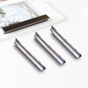 Poignée de meuble moderne minimaliste en aluminium noir pour tiroirs de cuisine, chambre, salle de bain, armoires, commodes, penderies - Durable - Product Image 5