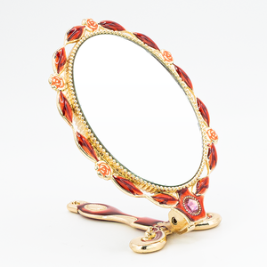Espejo de Mano Plegable Vintage Dorado con Esmalte Rojo MACY BEAUTY KOREA, Espejo Cosmético con Diseño de Rosa, Herramienta para Extensión de Pestañas - Product Image 5