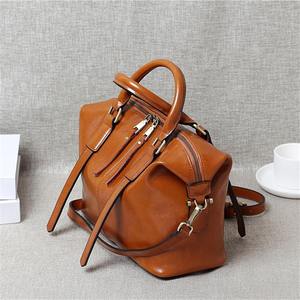 Sac à main Boston en cuir pour femme, de qualité supérieure, vintage, à porter en bandoulière, avec deux poignées supérieures et une sangle réglable, marron - Product Image 3