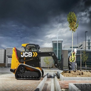 Mini-chargeuse compacte diesel JCB 3TS-8T avec boîte de vitesses hydraulique, châssis robuste et fonctionnement efficace pour les projets exigeants - Product Image 2