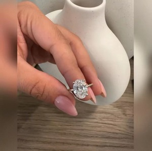 Bague en diamant de laboratoire ovale de 4 carats pour femme, bijoux en or de luxe pour mariage, fiançailles, anniversaire, or 9K, 14K, 18K - Product Image 2