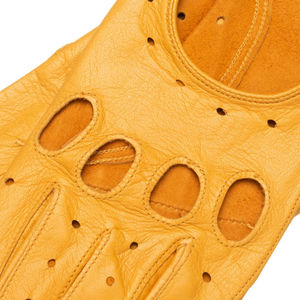 Gants de conduite en cuir véritable à doigts entiers, respirants, perforés, design classique, couleur beige - Product Image 2