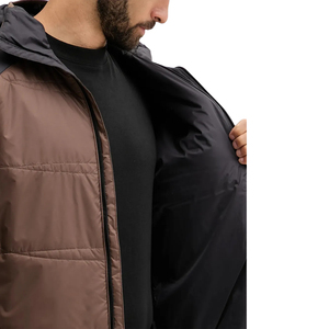 Veste matelassée légère et isolante pour homme, à capuche et blocs de couleur, entièrement zippée, idéale pour l'extérieur en hiver – Fabricant OEM sur mesure, forte demande - Product Image 4