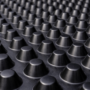 แผ่น HDPE แบบมีร่อง |   แผ่นระบายน้ำกันน้ำที่ทนทาน |   แผ่นเมมเบรนป้องกันห้องใต้ดินและระบายน้ำสำหรับพื้นภายนอกอาคาร - Product Image 2