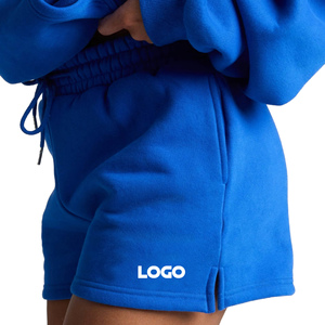 Conjunto Deportivo para Mujer, Sudadera con Capucha y Pantalones Cortos Color Rosa Sólido, Personalizable con Bordado e Impresión, en Felpa de Algodón - Product Image 5