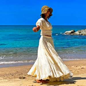 Ensemble coordonné bohème pour femme : haut court smocké à épaules dénudées et jupe longue évasée à volants – Idéal pour la plage, les stations balnéaires et les festivals - Product Image 3