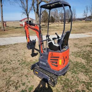 Mini-excavatrice à chenilles de 1,2 à 1,8 tonnes avec moteur Eaton, vérin hydraulique et PLC, haute efficacité - Product Image 1