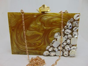 Bolso de mano de lujo con acabado de perlas de resina epoxi, elegante y hecho a mano, para mujeres, ideal para bodas y eventos de moda. - Product Image 5