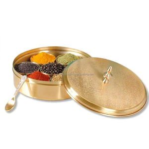 Organisateur d'épices en laiton émaillé de style vintage – Motif Hibiscus peint à la main Masala Dani - Product Image 3