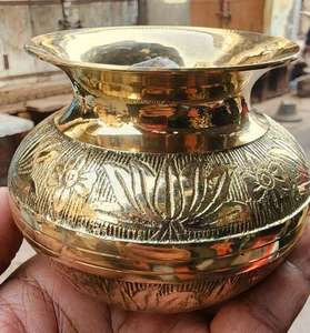 Kalash de Latón para Pooja, Utensilio para Puja con Grabado Láser e Impresión UV, Tradicional, Chapado en Oro, para Bebidas Religiosas Hindúes - Product Image 5