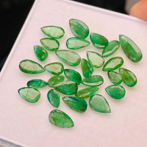 Esmeralda natural de Zambia, corte pera, 19.54 quilates, lote de piedras preciosas de buena calidad, buen brillo, color verde agradable, pulido perfecto para joyería. - Product Image 5