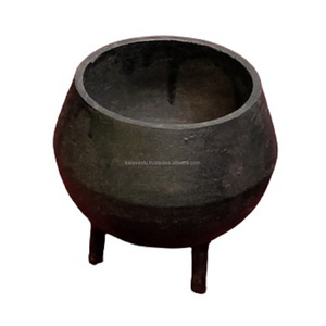 Quemador de resina de incienso de hierro fundido ovalado decorativo, hecho a mano quemador de carbón, Caldero de hierro con acabado negro - Product Image 1