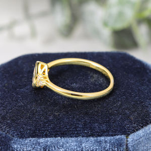 Bague de fiançailles en moissanite taille poire, argent 925 plaqué rhodium, sertissage à griffes, certifiée IGI, unisexe, forme goutte d'eau - Product Image 2