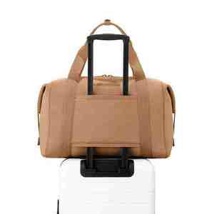 New Arrival 2026 Unisex Gym <b>Duffel</b> <b>Bag</b> Nylon Solid Color Zipper Closure Soft Handle Casual Style 20-30L Capacity Interior - Product Image 2