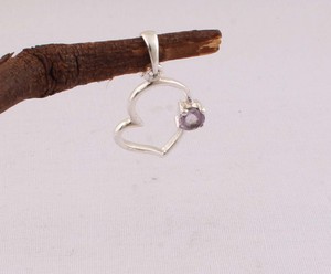 Colgante de amatista natural en forma de corazón, joyería de plata de ley 925, collar de corazón con piedra preciosa morada al por mayor para mujer, colgante hecho a mano. - Product Image 4