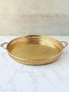 Plateau de service multifonction en laiton pour salle à manger, cuisine et fêtes en plein air, avec un corps métallique robuste - Product Image 5