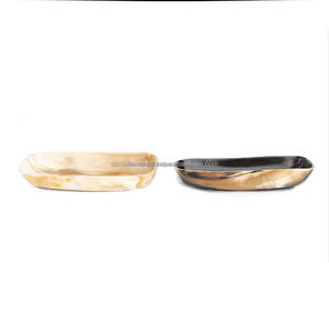 Ensaladera de cuerno única, plato de servicio duradero hecho a mano pulido de estilo clásico para ambientes de comedor rústicos y modernos - Product Image 1