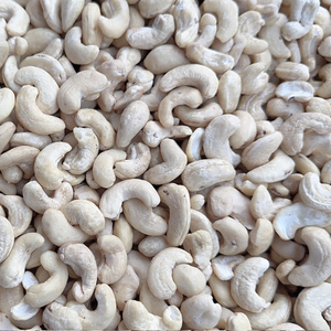 ซัพพลายเออร์ที่เชื่อถือได้ เม็ดมะม่วงหิมพานต์ W320 W240 ราคาขายส่งทั่วโลก บริษัท ซานติโก จำกัด จากซานติโก เวียดนาม - Product Image 1