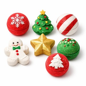 Coffret Cadeau Festif de Bombes de Bain aux Herbes – Boules Effervescentes Bio aux Huiles Essentielles pour l'Aromathérapie – Collection de Noël – Boules de Bain Parfumées Personnalisées - Product Image 1
