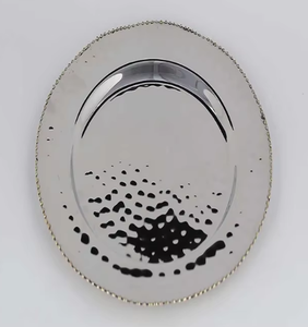 Assiette de présentation élégante en métal martelé argenté avec perles, plateau de service de luxe pour mariage, événement, fête, décoration de table, sous-assiette - Product Image 3