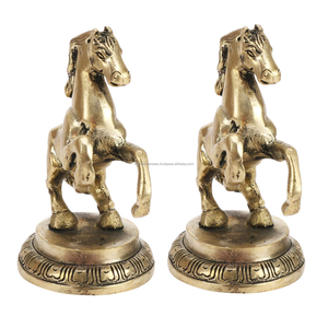 Estatua de Caballo Saltando de Latón Antiguo Pulido de Tamaño Real para Exteriores, en Venta por Tayyab Handicraft - Product Image 5