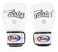 Gants de boxe professionnels en cuir Rembourrage de haute qualité Coutures robustes Excellente protection des mains Prise en main sécurisée Fermeture à boucle et crochets
