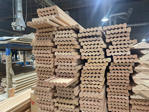 Moulure de <span class=keywords><strong>plinthe</strong></span> en <span class=keywords><strong>bois</strong></span> d'aldère traditionnelle, durable, écologique, pour décoration de bâtiment, surface brute, longueur personnalisée - Product Image 3