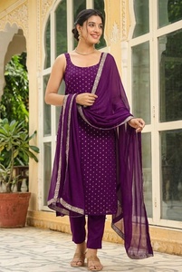 Conjunto de Kurta, Pantalón y Dupatta de Moda para Mujer Leranath, Verde, Sin Mangas, con Estampado de Algodón, Materiales Reciclados, Traje Salwar para Boda - Product Image 6