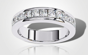 Bague de fiançailles et de mariage pour femme JURA JEWEL en or jaune, diamant de laboratoire taille princesse, luxe, certifié IGI, 7,27 g - Product Image 3