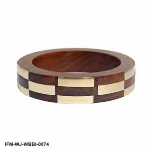 Brazalete de Madera Hecho a Mano con Incrustaciones de Latón, Diseño Bohemio a Cuadros, Pulsera de Madera para Mujer, Joyería de Madera de Origen Ético - Product Image 1
