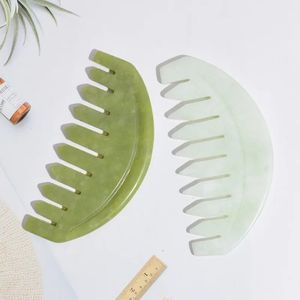 Peigne de massage en résine fait main de qualité supérieure pour un toilettage confortable des cheveux et une routine relaxante de soin du cuir chevelu - Product Image 1