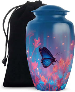 Urnas Funerarias Decorativas de Latón Hechas a Mano para Hombres y Mujeres - Product Image 1