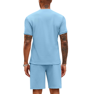 Ensemble deux pièces d'été personnalisé avec logo pour hommes, short à taille élastique et imprimé graphique, prix de gros pour vêtements de rue - Product Image 2