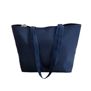 Sac fourre-tout décontracté en nylon enduit imperméable avec doublure intérieure en polyester, sac promotionnel pour cadeaux, offres promotionnelles et expositions - Product Image 1