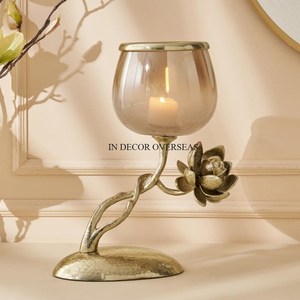 Ensemble de supports à bougies en bois très demandés avec base en métal, décoration d'intérieur en trois tailles, centre de table, accents décoratifs pour mariage - Product Image 4