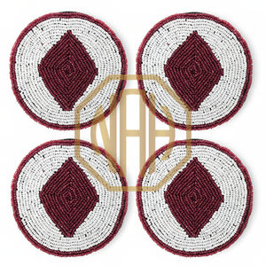 Posavasos de Té con Forma de Mariposa, Edición Limitada, Hecho a Mano, con Cuentas de Vidrio Amarillas y Blancas con Detalles Brillantes, para una Decoración Elegante de la Mesa - Product Image 4