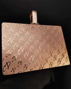 จี้ห้อยคอเงินแท้ 925 สไตล์ฮิปฮอป รูปทรงสี่เหลี่ยมผืนผ้า สำหรับผู้ชาย ปรับแต่งอักษรย่อได้  ประดับโมอิสซาไนต์ ขนาดใหญ่ ดีไซน์เฉพาะตัว - Product Image 3