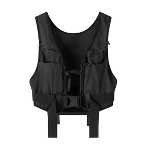 Chaleco de hidratación con espalda de malla y correas ajustables para actividades al aire libre, construcción de nailon duradero - Product Image 1
