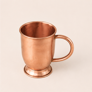 Mug Moscow Mule en cuivre massif, tasse en cuivre artisanale avec poignée pour cocktails et bière, finition pour la maison et les bars - Product Image 1