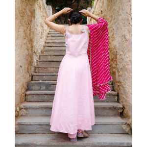 Magnifique ensemble de costume en mousseline de soie rose glycine - Taille XS - Product Image 5