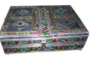 Handcrafted Brass Gold-Plated Embossed Antique Design Gift <b>Box</b> Decorative Indian Quran/Bible/<b>Book</b> <b>Box</b> with Holder Delhi Souvenir - Product Image 3